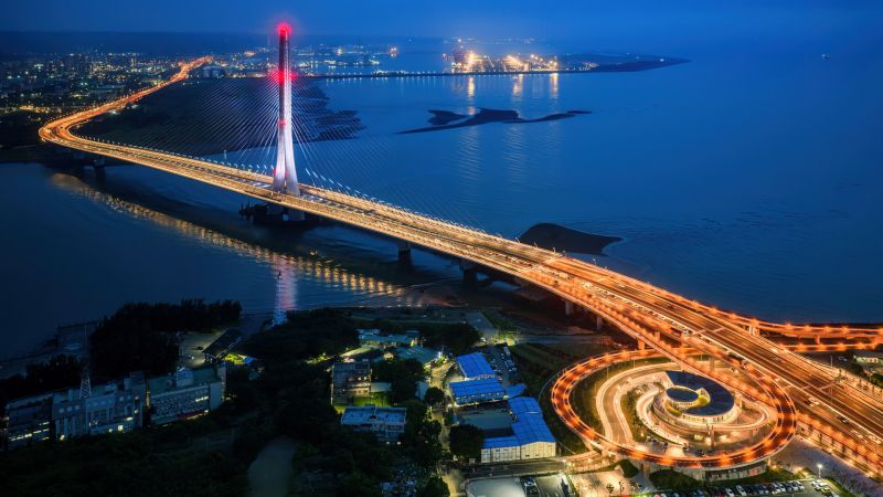 淡水漁人碼頭及淡江大橋