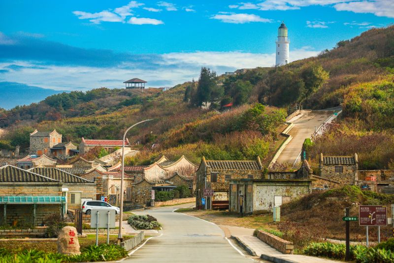 漫步東莒，雙腳串起山海步道燈塔