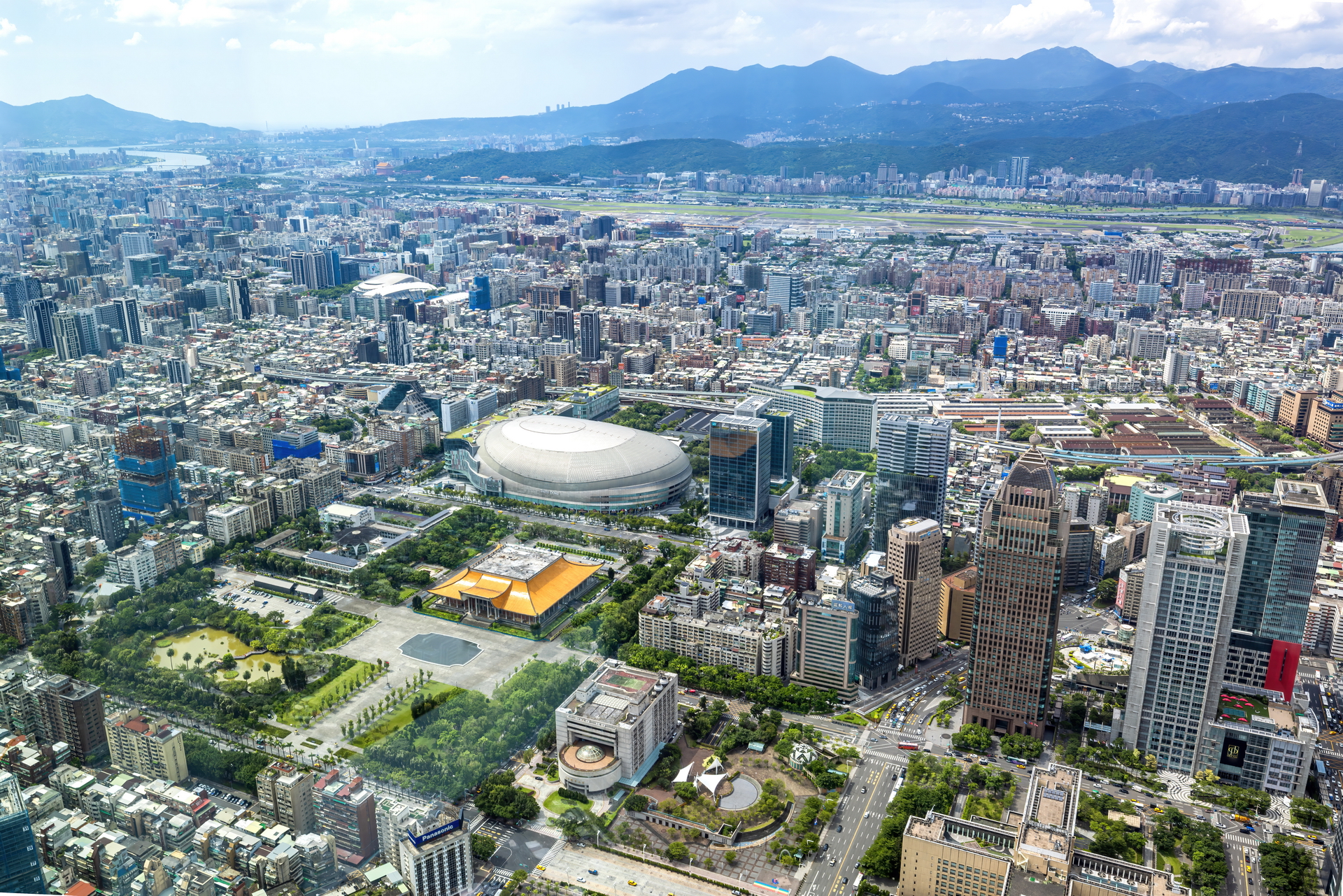 天際線460高空之旅，尋味信義